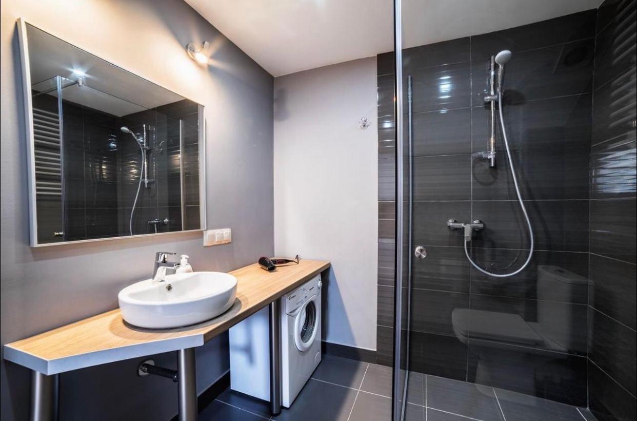 Apartment Ploscha Rynok Львов Экстерьер фото